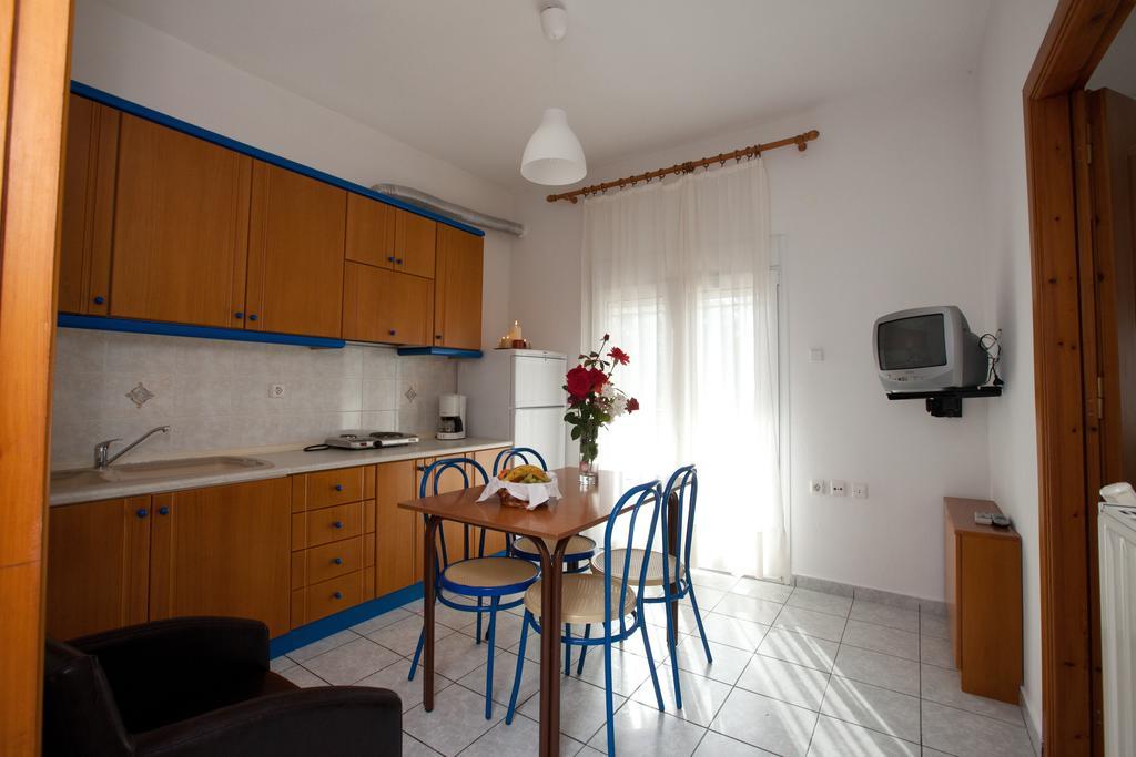 Yiouli Hotel Kókkinon Nerón Kamer foto