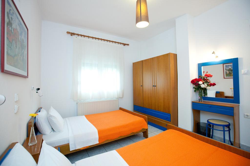 Yiouli Hotel Kókkinon Nerón Kamer foto
